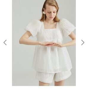 ✅ Rumia Set Yolo Two Piece Puff Sleeve Short in White
